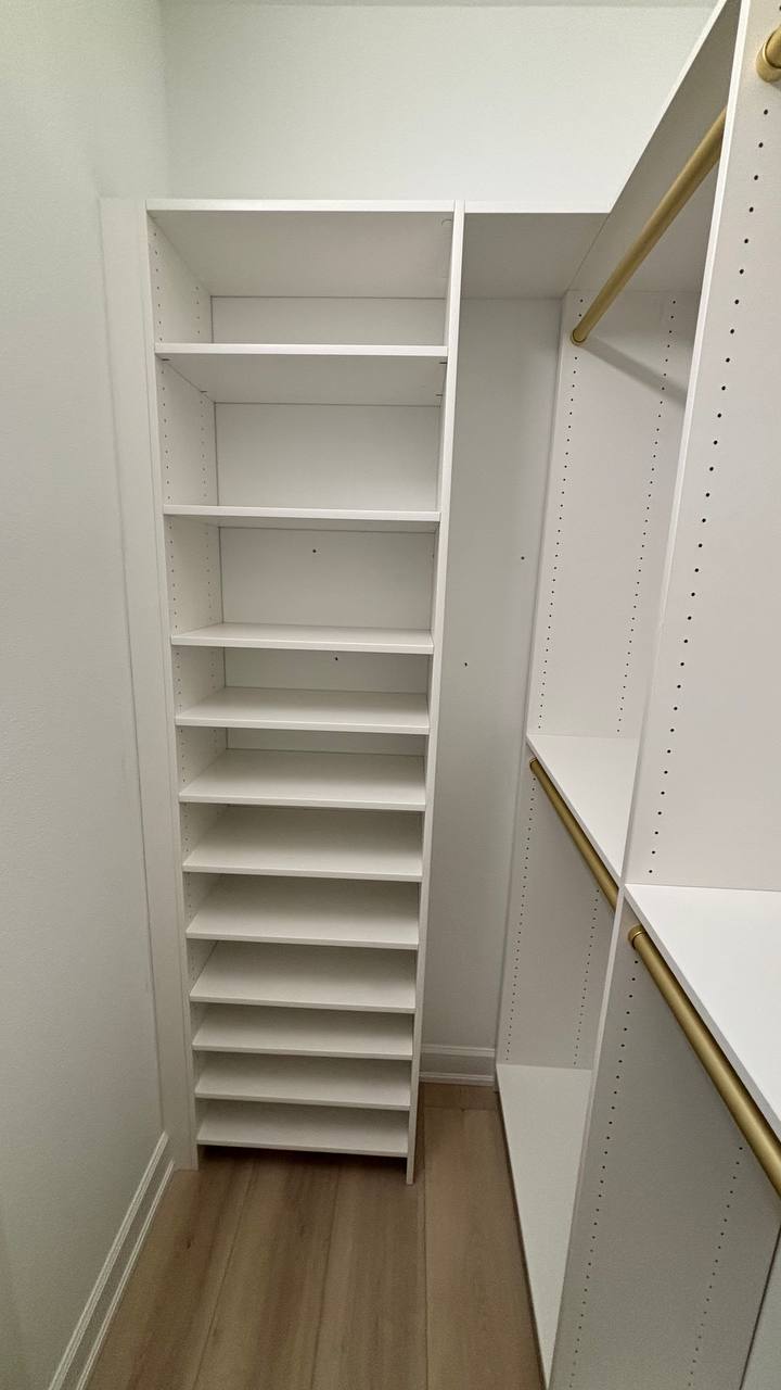 Custom Walk-in Closet
