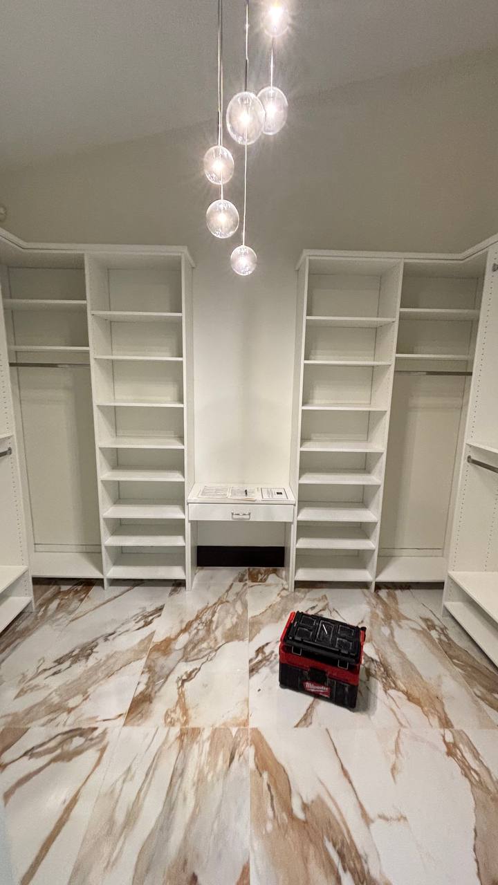 Custom Closet Solutions