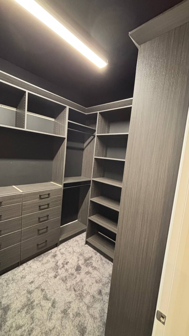 Spacious Closet Design