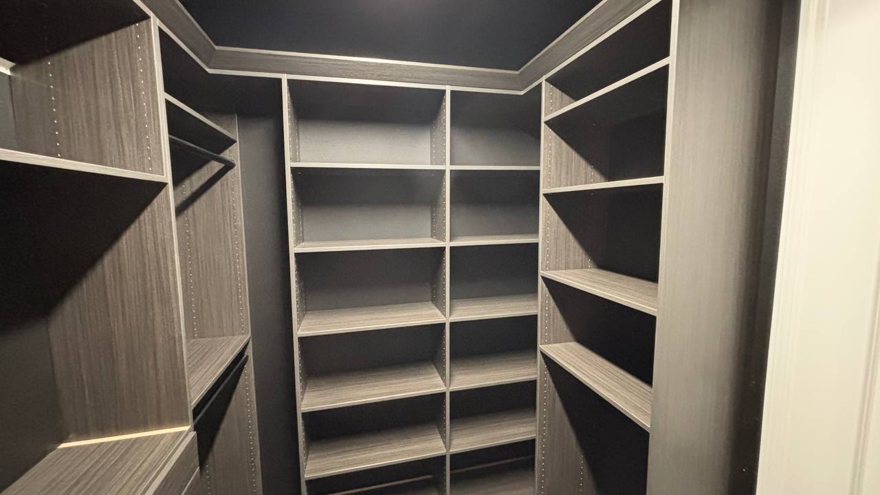 Luxury Walk-in Closet