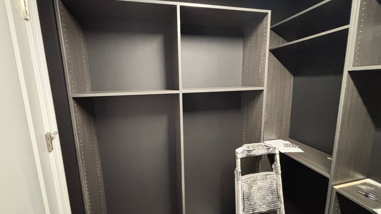 Elegant Closet Design