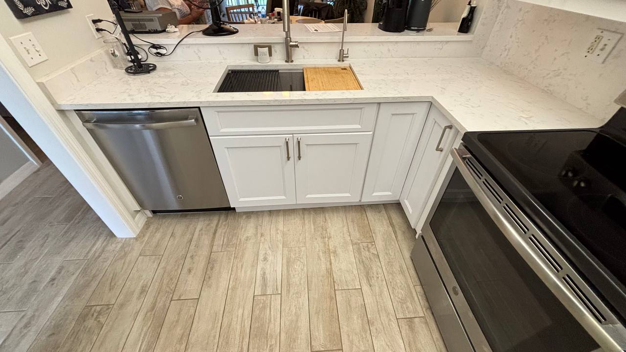 White Kitchen Cabinets