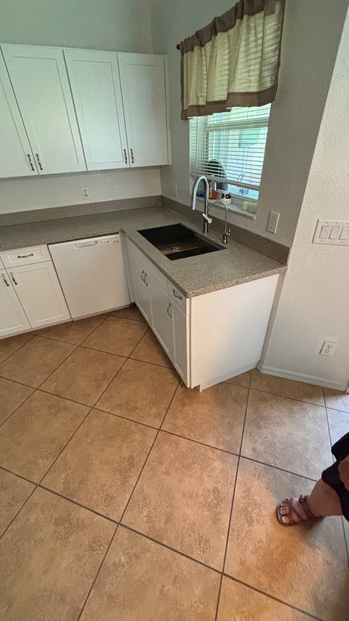 Modern Kitchen Layout