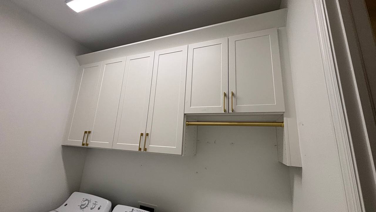 Modern Laundry Room